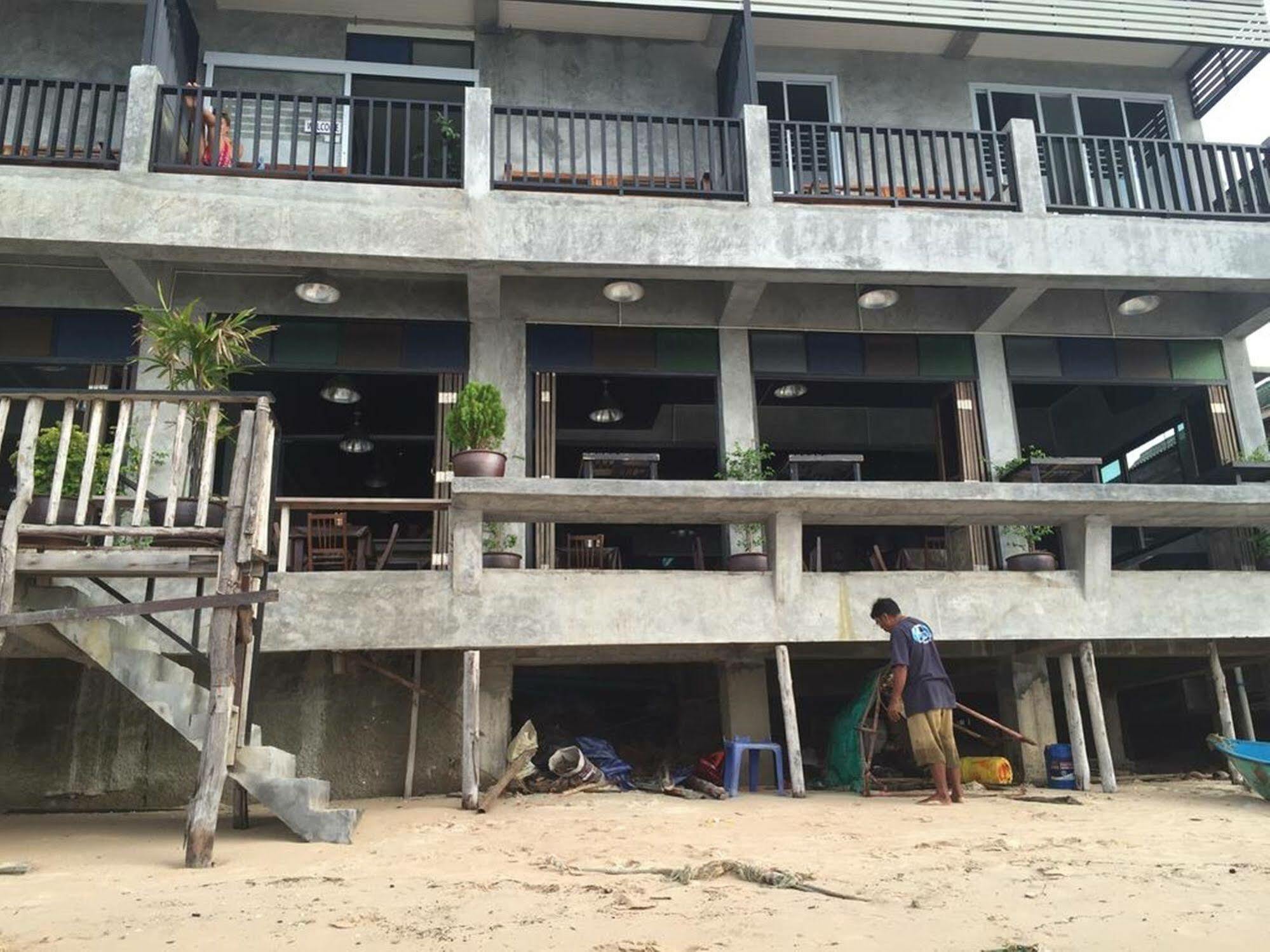 Bro&Sis Place Koh Tao Exterior photo