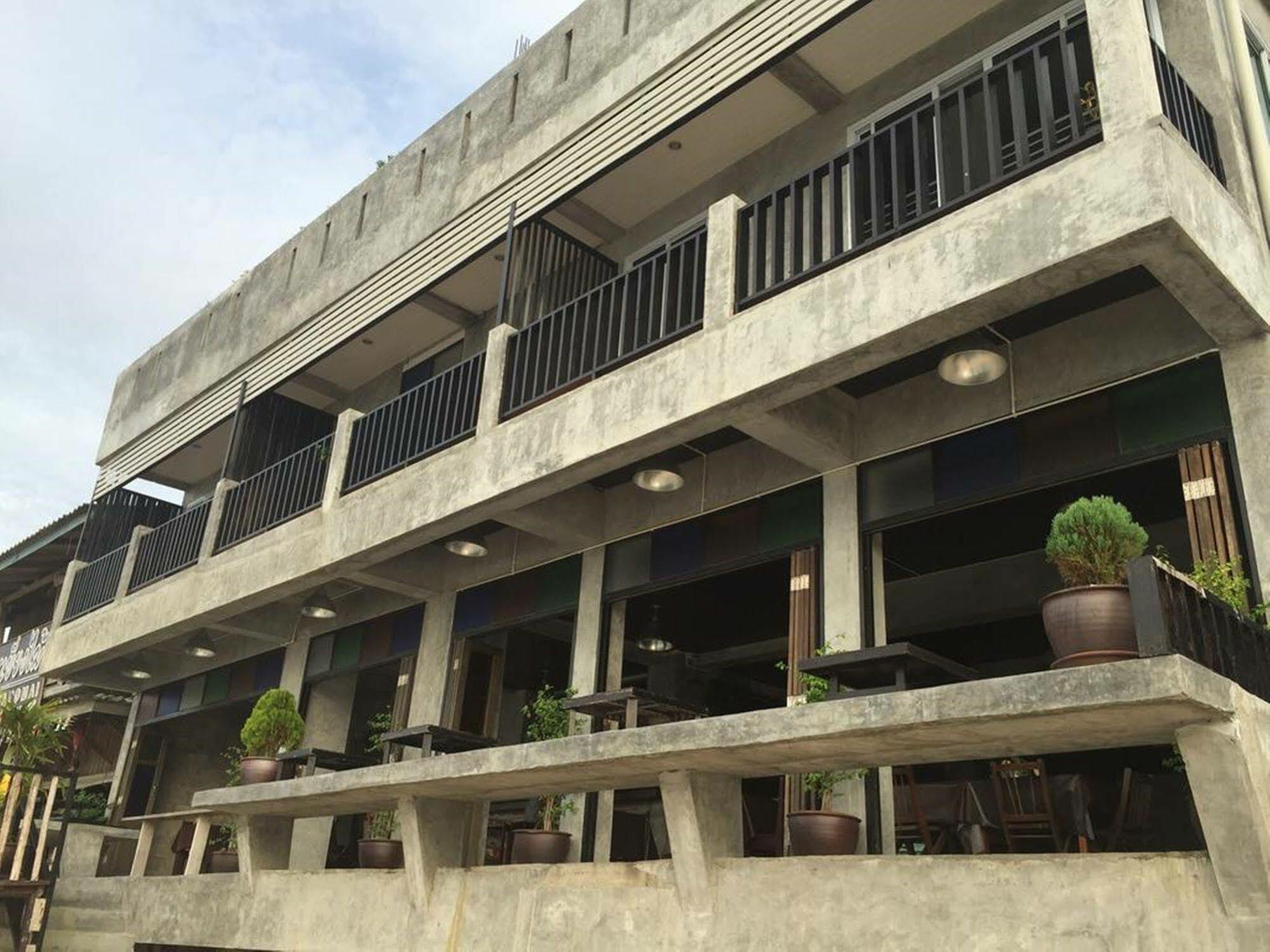 Bro&Sis Place Koh Tao Exterior photo